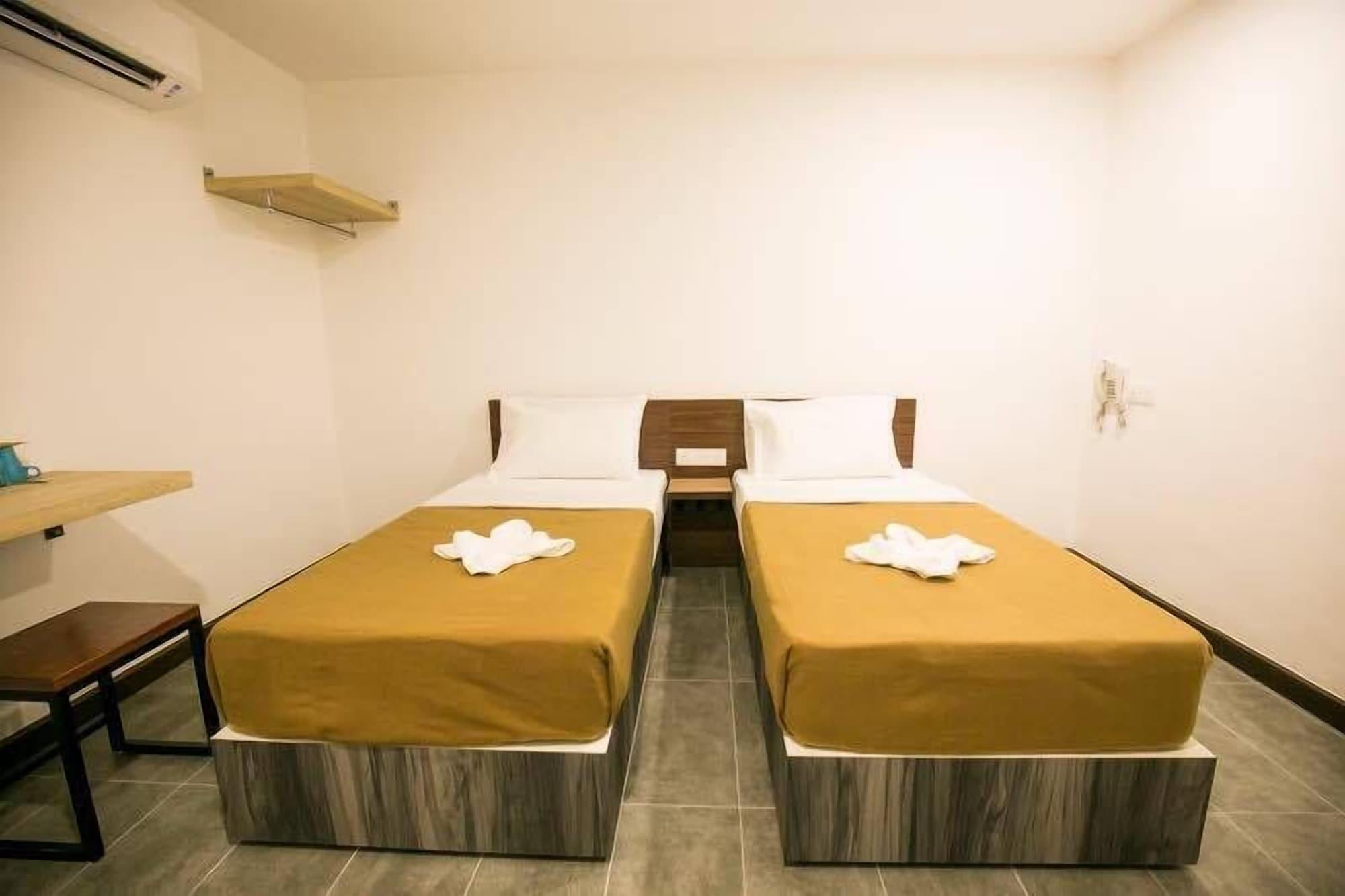 Urban Inn, Jitra Bagian luar foto