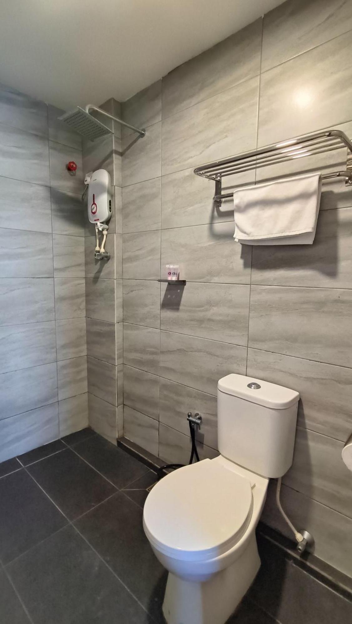 Urban Inn, Jitra Bagian luar foto